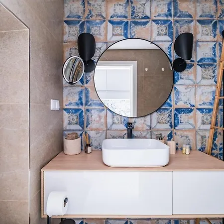 Charming Cozy Mouraria Flat Lisbon